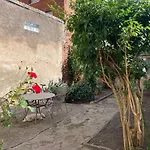 Ideal - Quiet Garden - Free Parking