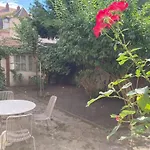 Ideal - Quiet Garden - Free Parking